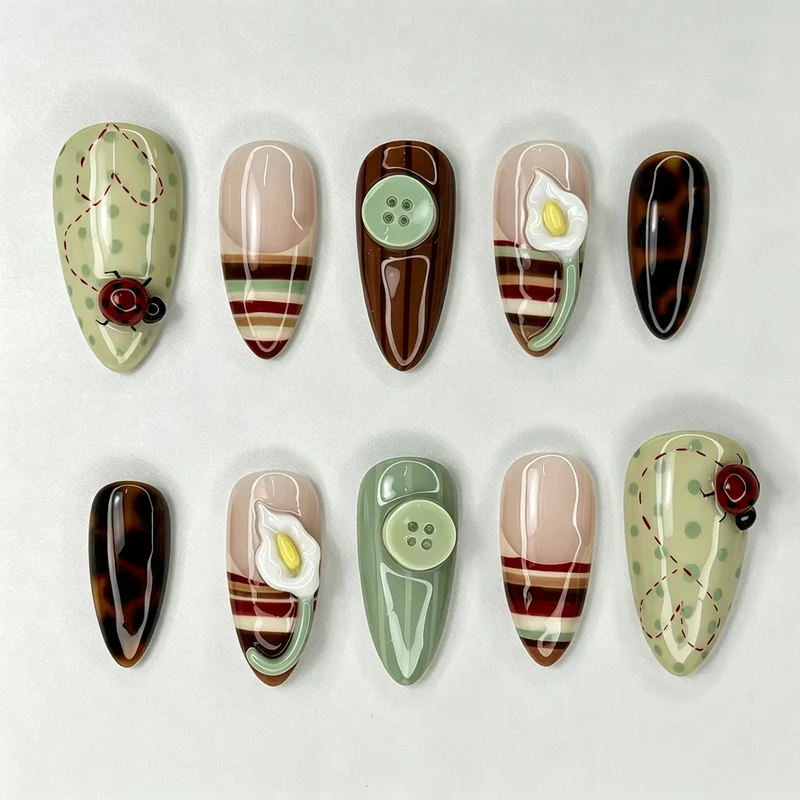 Künstlerisch Handgemalte Press-On Nagelkunst Karnz