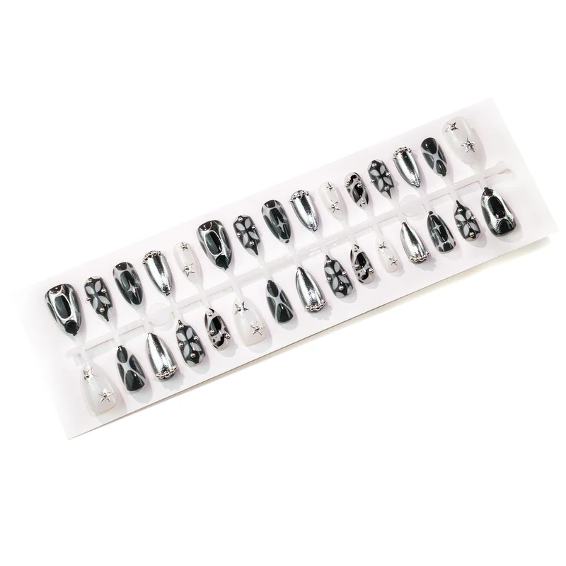 Künstlerisches Grafik Press-On Nagelkunst Set Karnz