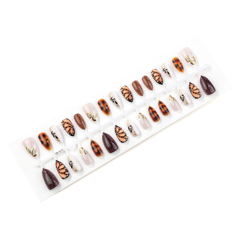 Künstlerisches Gourmet-Schokoladen-inspiriertes Press-On-Nagelkunst-Set Karnz