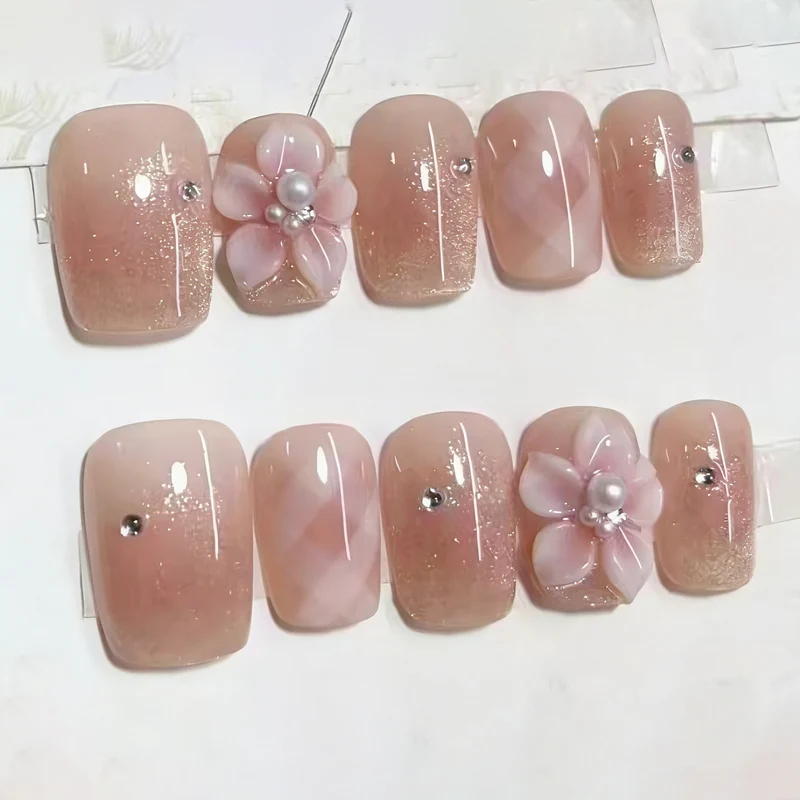 Künstlerisches mit Edelsteinen verziertes Press-On Nagelkunst Set Karnz