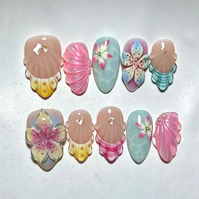 Künstlerische florale Shell Press-On Nägel Karnz