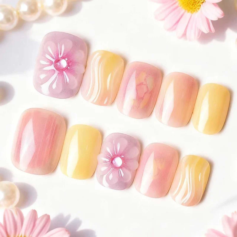 Künstlerisches Floral Press-On Nails Set Karnz