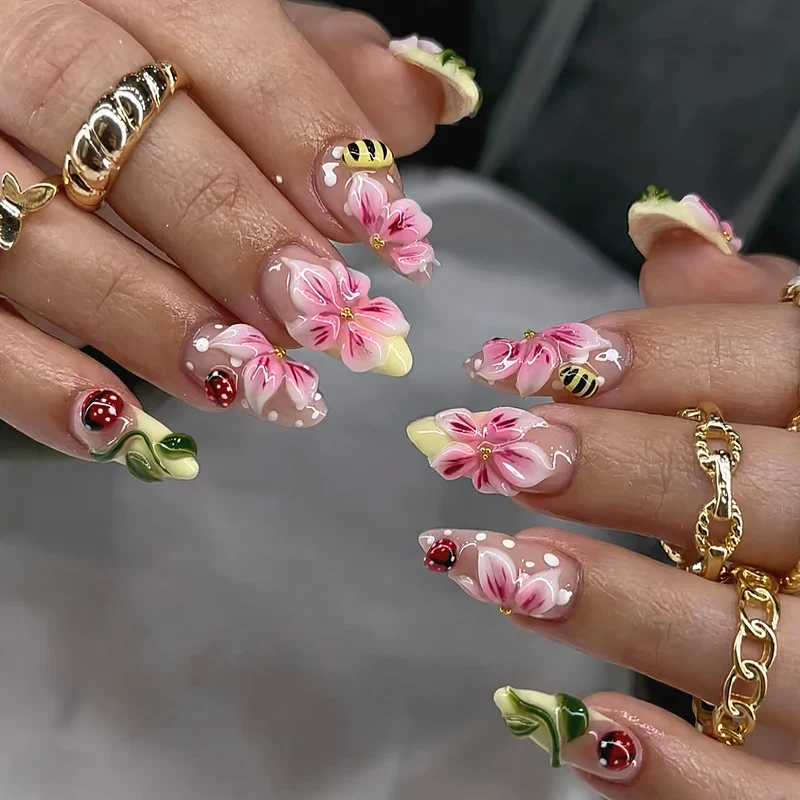 Künstlerisches Floral Press-On Nagelset Karnz 1790636612