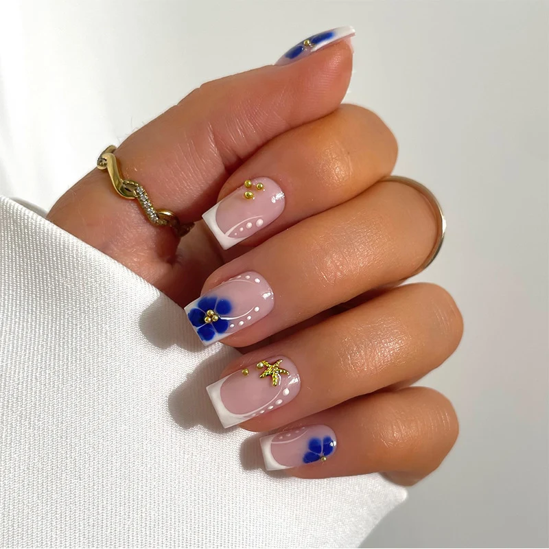 Künstlerische Floral Press-On Nagelkunst Karnz