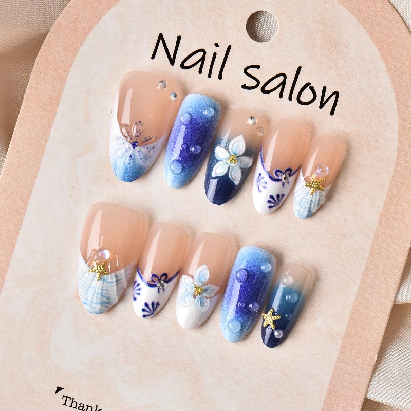 Künstlerisches florales Muster Press-On Nagelkunst Set Karnz