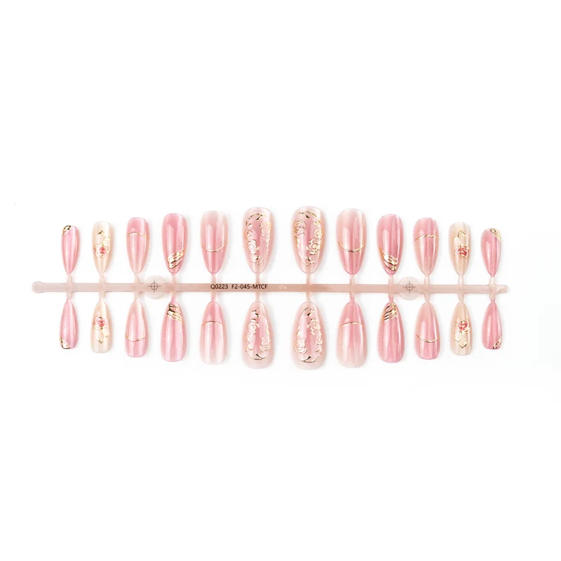 Künstlerisches, blumeninspiriertes Press-On-Nagelkunstset Karnz