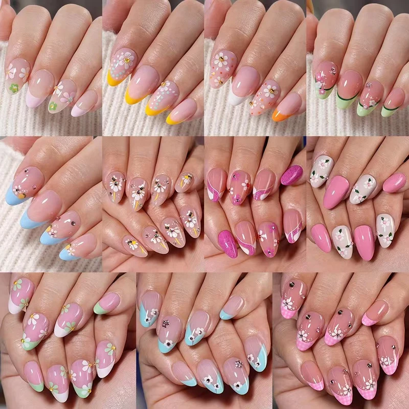 Künstlerisches, mit Blumen verziertes Press-On Nagelset Karnz