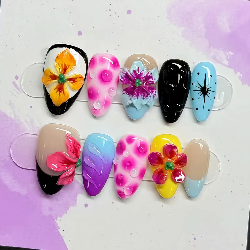 Künstlerisches florales Design Press-On Nagelset Karnz 1790636706