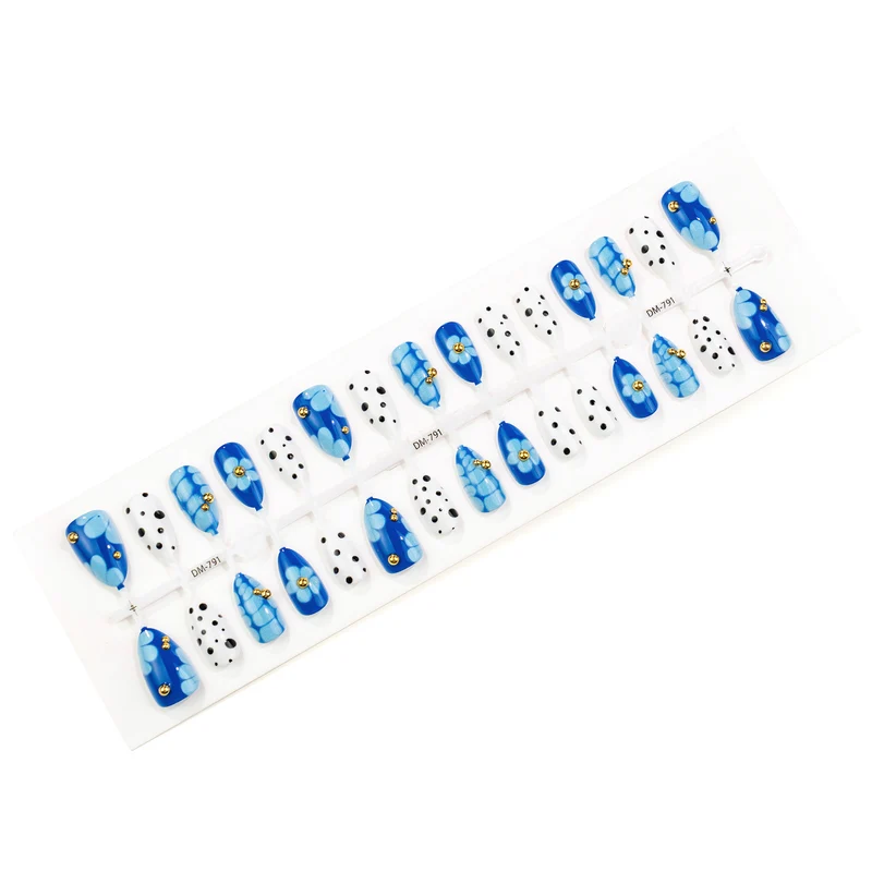 Künstlerisches Blumen- und Tupfen-Press-On-Nail-Art-Set Karnz