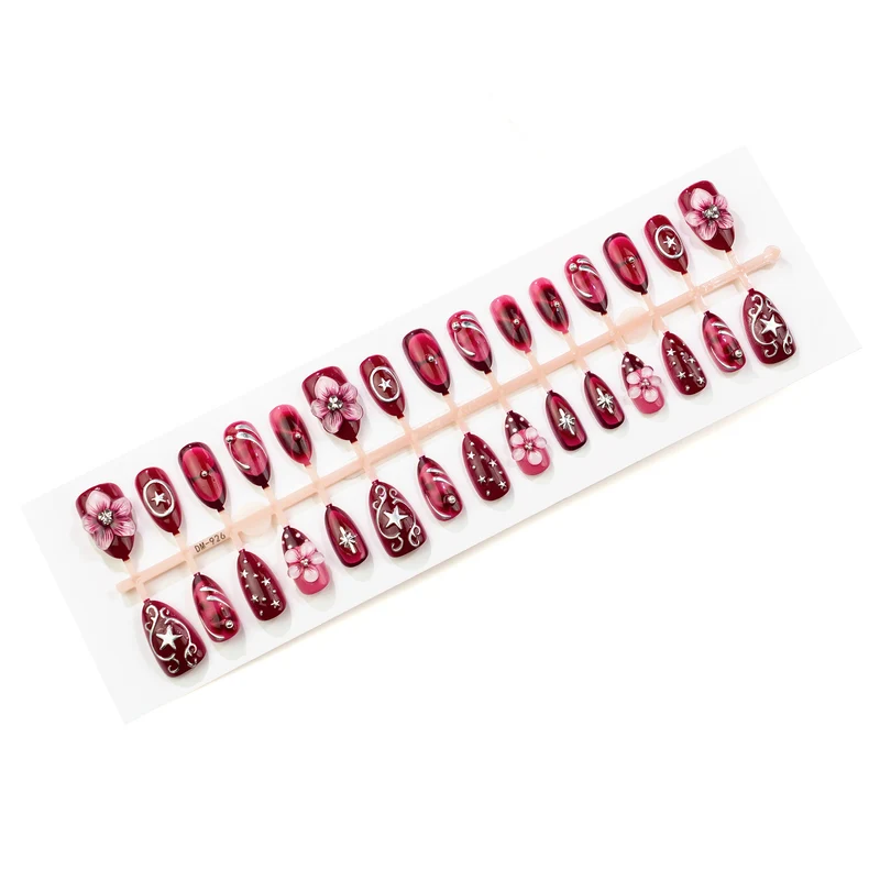 Künstlerisch Verziertes Press-On Nagelkunst Set Karnz