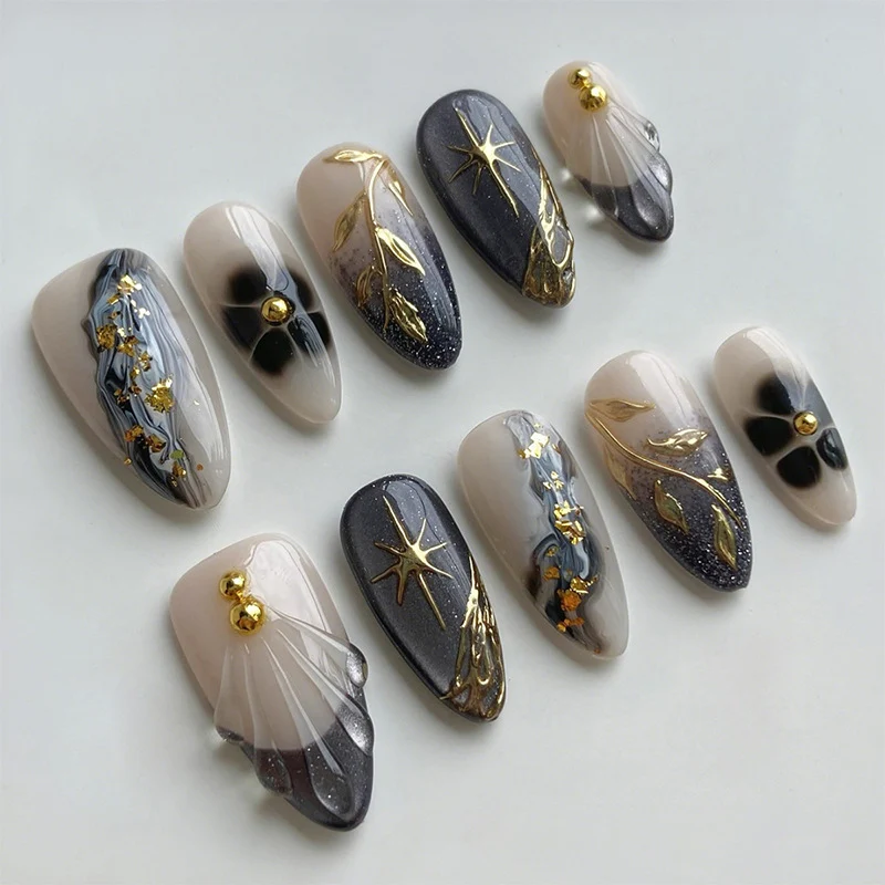 Künstlerisches Design Press-On Nagelkunst Set Karnz
