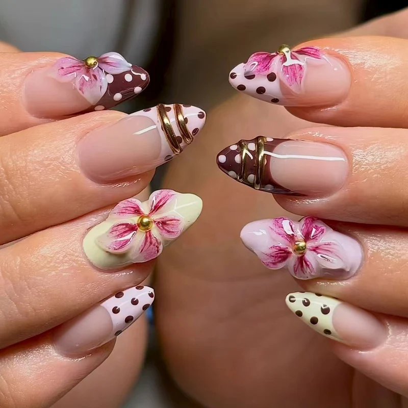 Künstlerisches 3D Blüten Aufkleber Nagelkunst Set Karnz