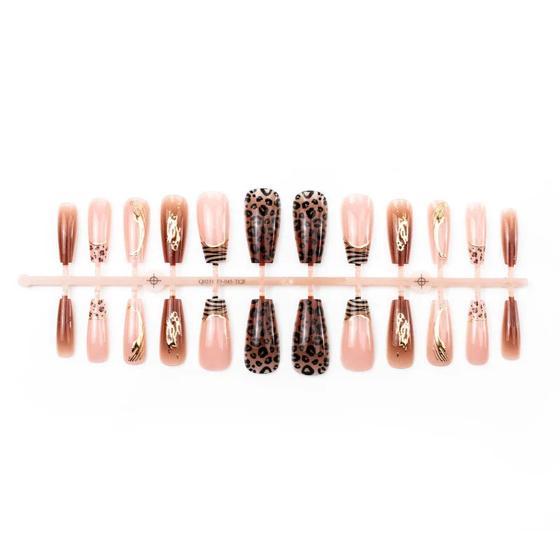 Animal Print Press-On Nail Art Set Karnz
