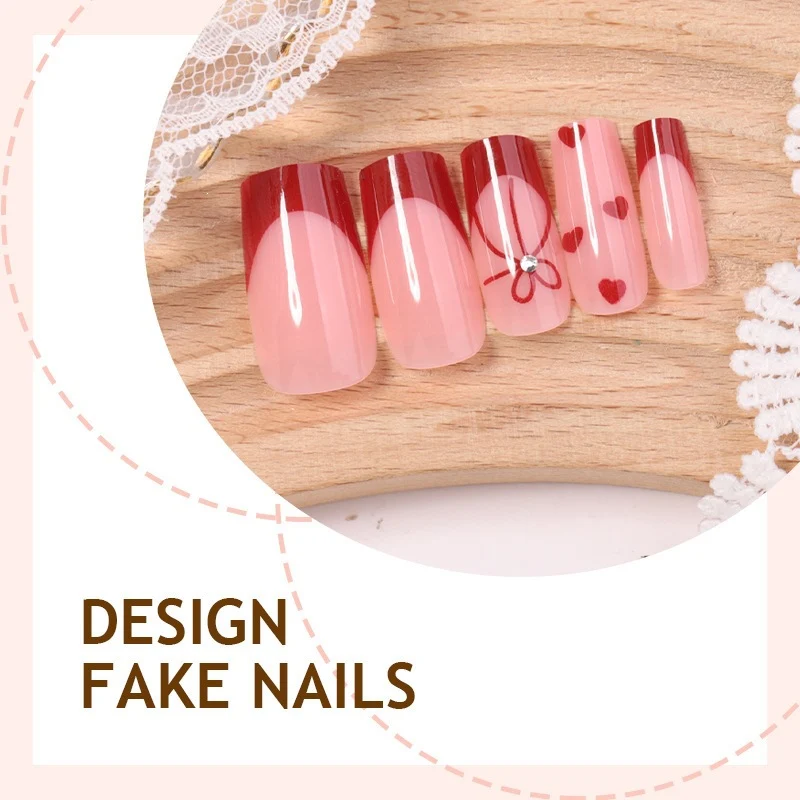 Kunstnagelset mit stilvollen Herzen und eleganten Akzenten Karnz