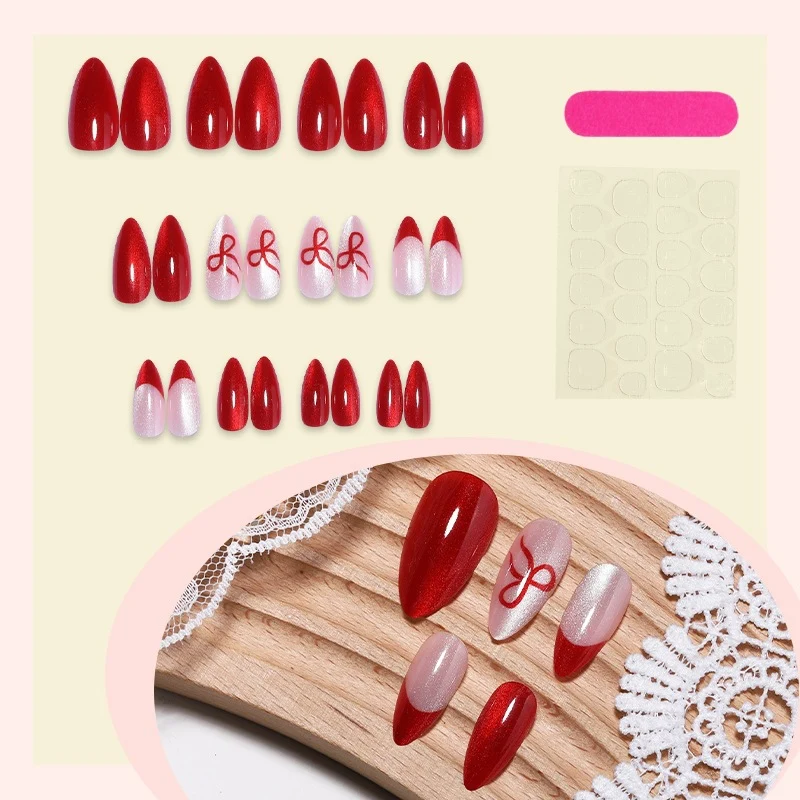 Kunstnagelset mit glamourösen Rot- und Rosé-Tönen Karnz