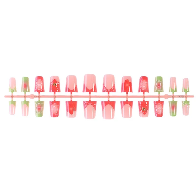 Kunstnagelset mit fruchtigen und glitzernden Designs Karnz