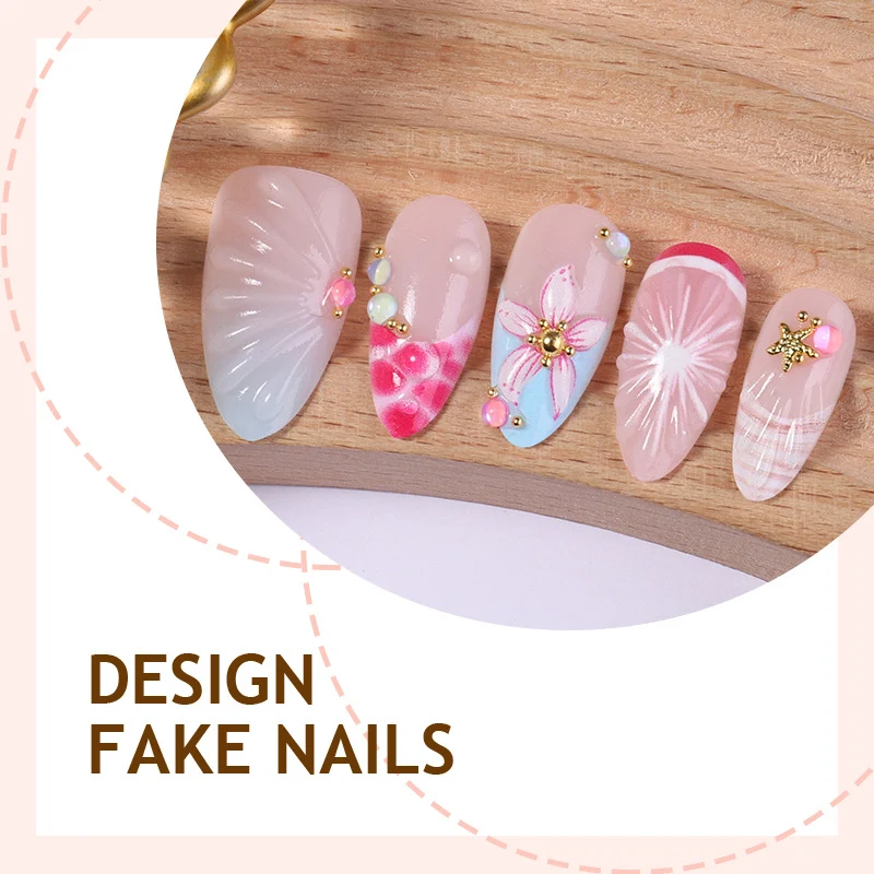 Kunstnagelset mit floralen und glitzernden Designs Karnz