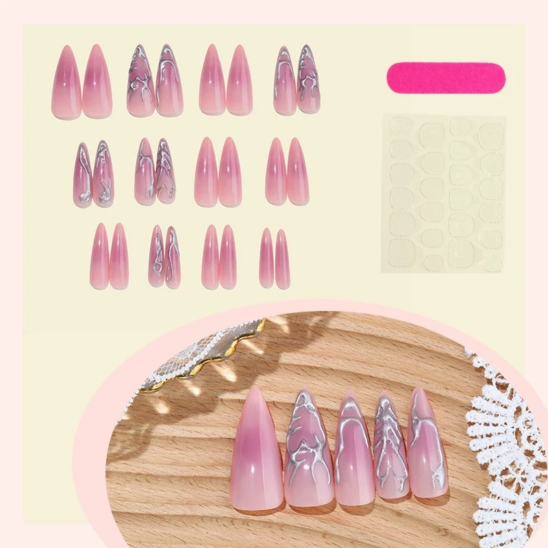 Kunstnagelset mit kreativen marmorierten Designs Karnz