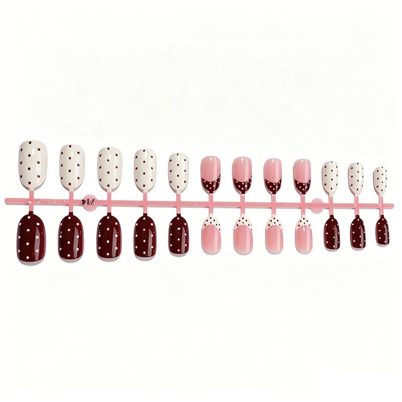 Kunstnagelset mit festlichen Punkte- und Farbverlauf-Designs Karnz