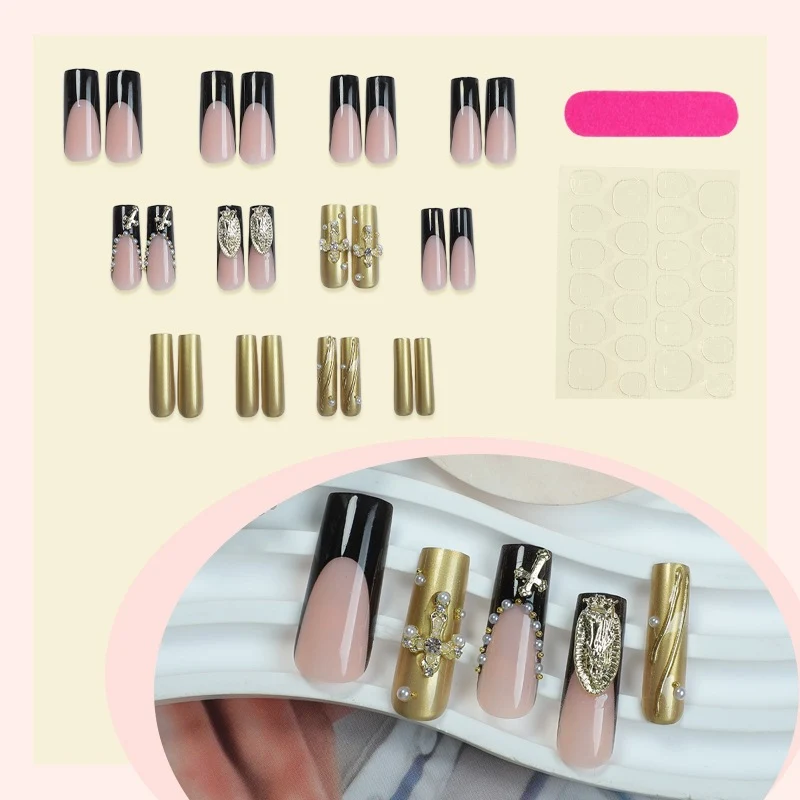 Kunstnagelset mit eleganten Glitzerverzierungen und luxuriösem Design Karnz