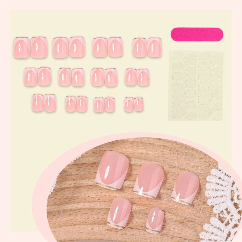 Kunstnagelset mit elegantem Spitzen-Design Karnz