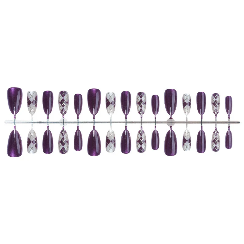 Kunstnagelset mit elegantem Design und hochwertigem Glanz Karnz